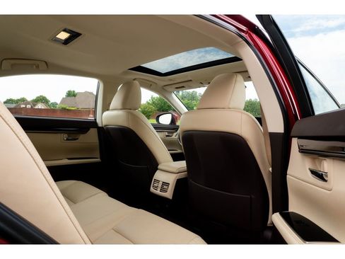 Used 2018 Lexus ES 350 w/ Navigation System Package FWD image 14
