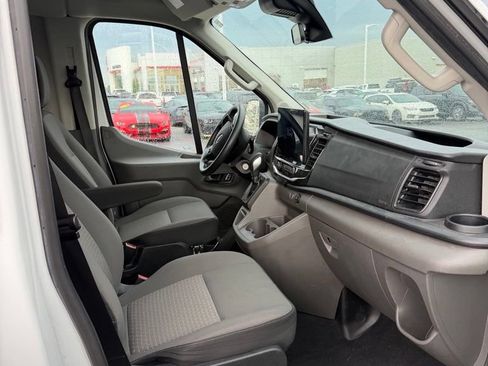 Used 2024 Ford Transit 350 XLT RWD image 8