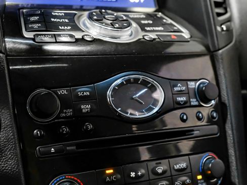 Used 2016 INFINITI QX70 3.7 w/ Premium Package image 30