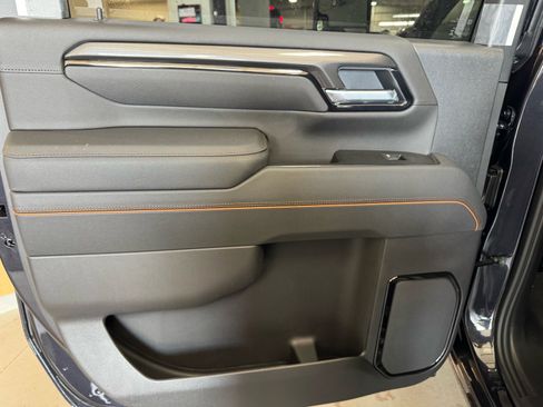 New 2026 GMC Sierra 2500 AT4 image 9