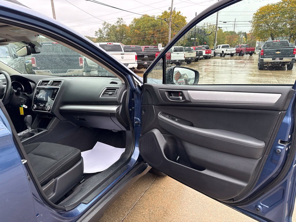 Used 2019 Subaru Outback 2.5i Premium AWD/4WD image 39