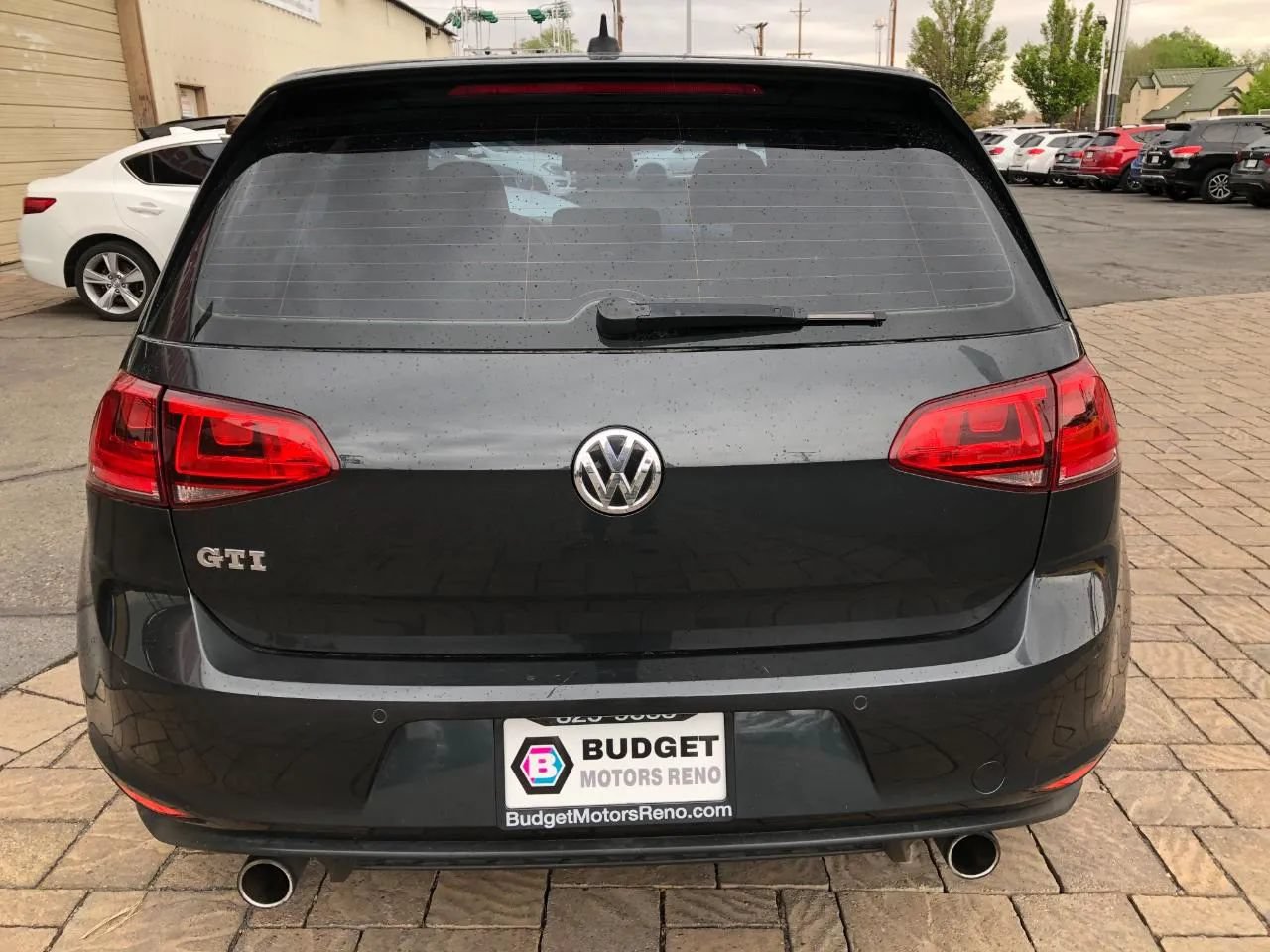 Used 2015 Volkswagen GTI SE FWD image 3