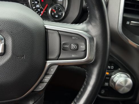 Used 2023 RAM 1500 Laramie AWD/4WD image 18