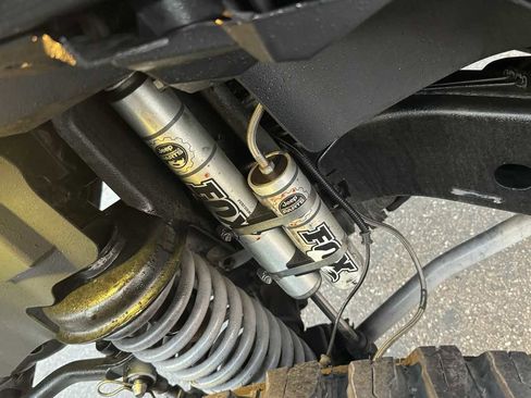 Used 2008 Jeep Wrangler Unlimited Sahara w/ Dual Top Group image 15