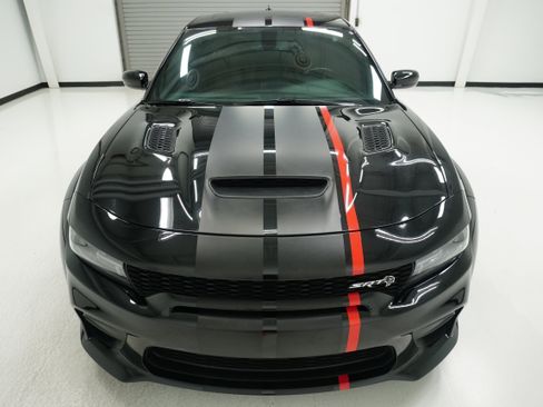 Used 2021 Dodge Charger SRT Hellcat w/ Carbon/Suede Interior Package RWD image 2