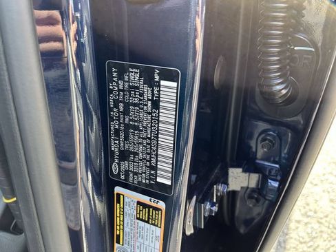 Used 2026 Genesis GV80 2.5T RWD image 32