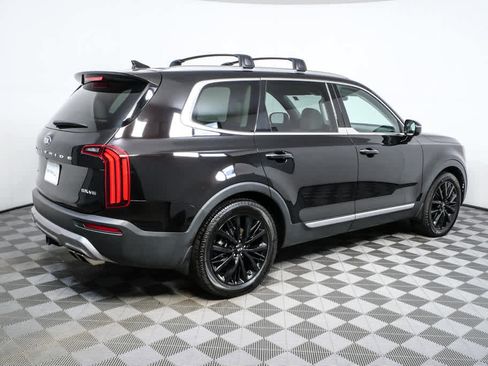 Used 2021 Kia Telluride SX w/ SX Prestige Package image 3