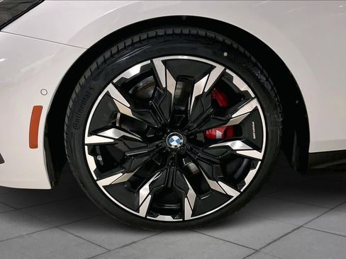 New 2026 BMW 540i xDrive w/ M Sport Package image 11