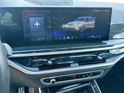 Used 2025 BMW X7 M60i w/ Executive Package image 13