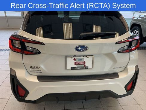 Certified 2025 Subaru Crosstrek 2.0i Premium image 15