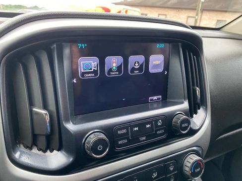 Used 2018 Chevrolet Colorado LT w/ LT Convenience Package AWD/4WD image 17