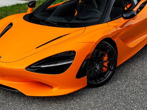 New 2027 McLaren 750S Spider RWD image 31