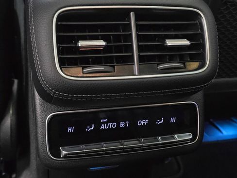 New 2026 Mercedes-Benz GLS 450 4MATIC image 19