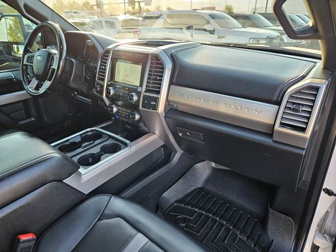 Used 2019 Ford F250 Platinum w/ Platinum Ultimate Package AWD/4WD image 35