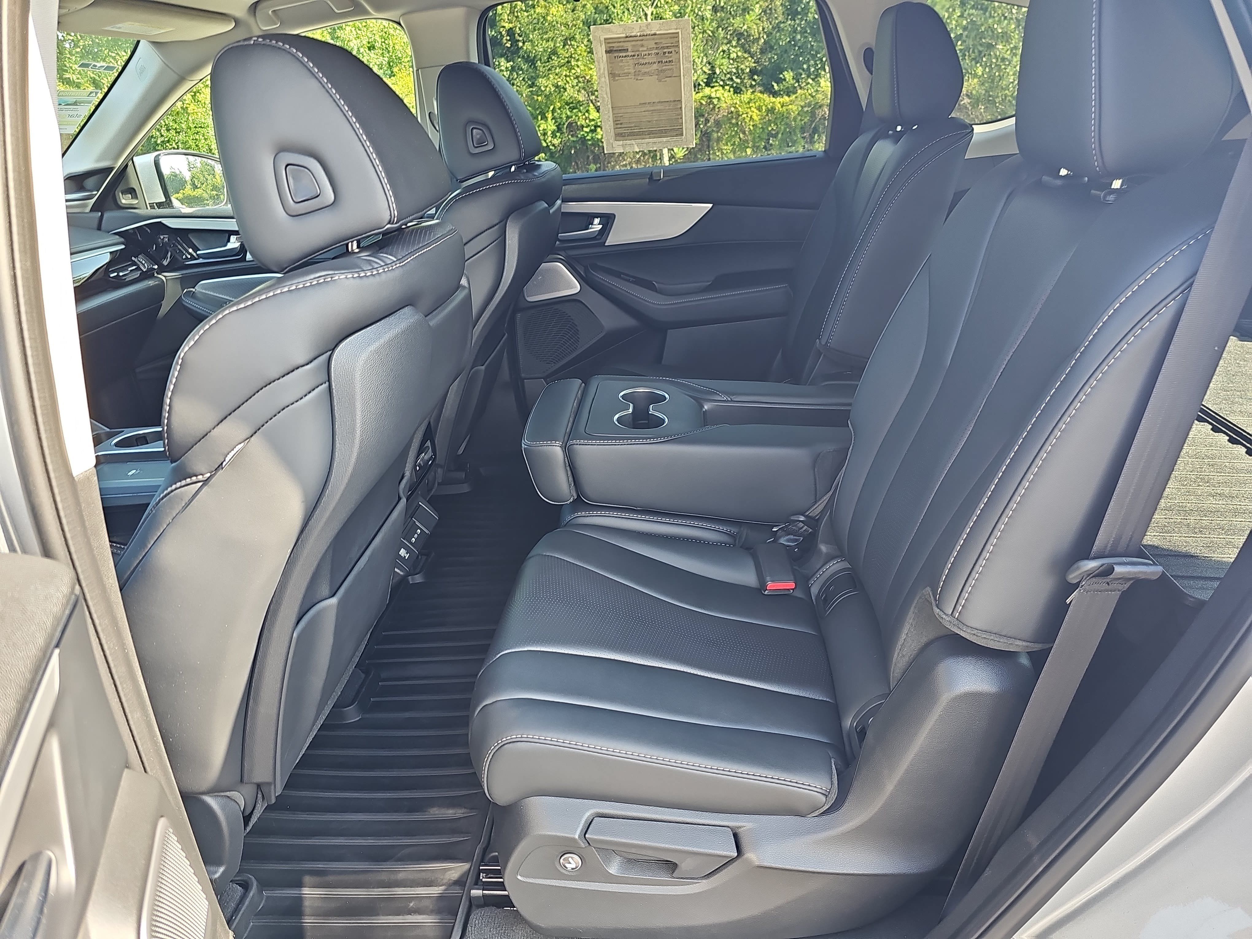 Certified 2026 Acura MDX w/ Technology Package FWD image 14