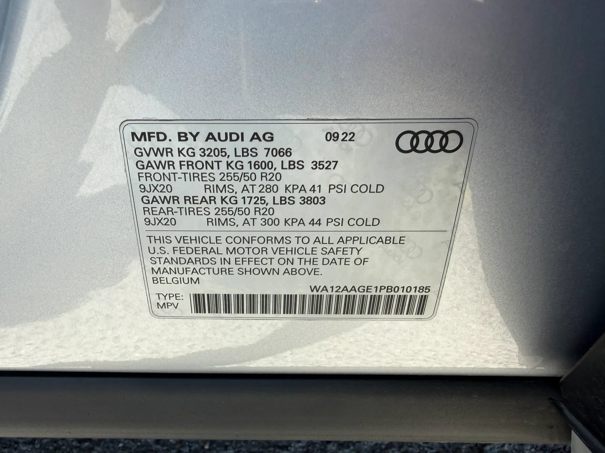 Used 2023 Audi e-tron Premium Plus AWD/4WD image 36