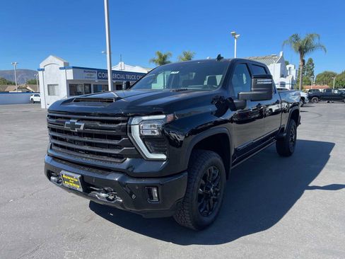 New 2025 Chevrolet Silverado 3500 High Country w/ Midnight Edition image 4