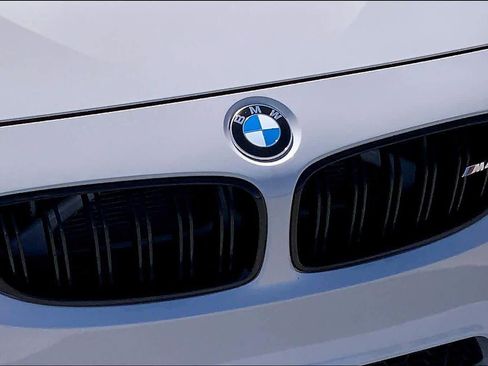 Used 2020 BMW M4 Coupe w/ Competition Package RWD image 29