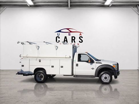 Used 2016 Ford F550 4x4 Regular Cab Super Duty image 1
