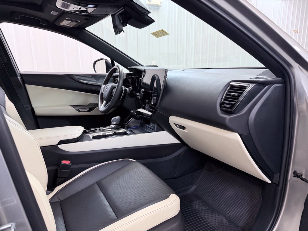 Used 2024 Lexus NX 350h AWD w/ Cold Area Package image 40