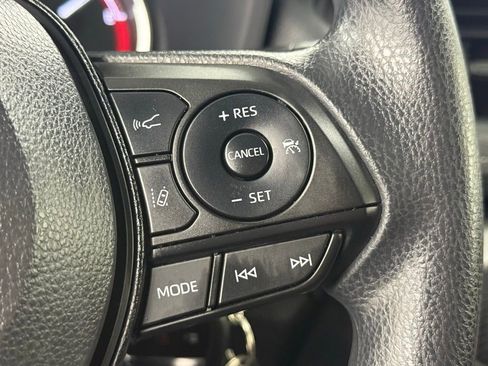 Used 2025 Toyota RAV4 LE image 20