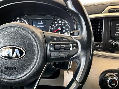 Used 2016 Kia Sorento EX AWD/4WD image 11