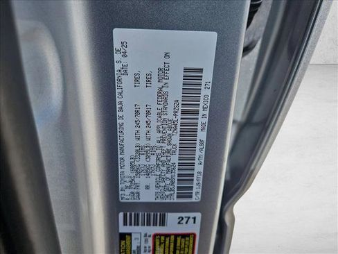 Used 2025 Toyota Tacoma SR5 AWD/4WD image 24