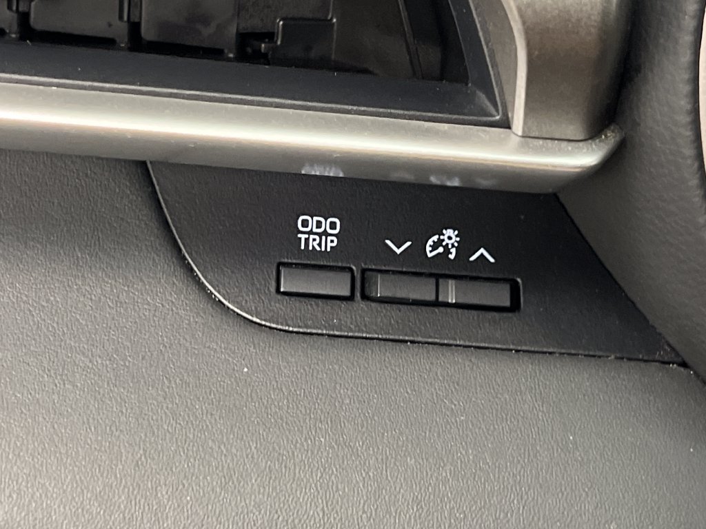 Used 2025 Toyota Highlander XLE FWD image 58