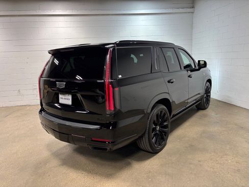 Used 2025 Cadillac Escalade Sport Platinum image 6
