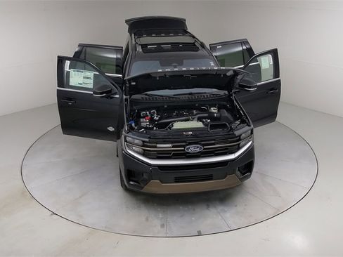 New 2025 Ford Expedition King Ranch image 49