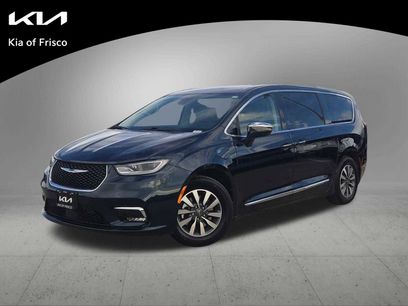 Used 2022 Chrysler Pacifica Limited