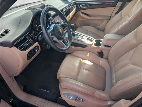 Used 2020 Porsche Macan image 12