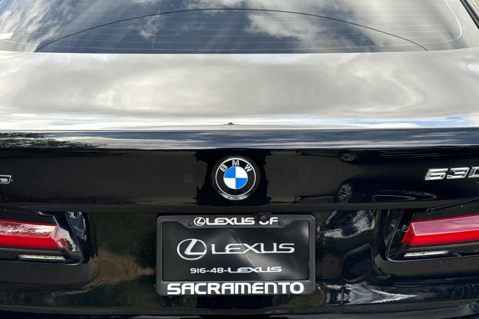 Used 2021 BMW 530i xDrive w/ Premium Package AWD/4WD image 16