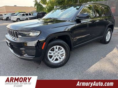 Used 2022 Jeep Grand Cherokee Laredo w/ Luxury Tech Group I