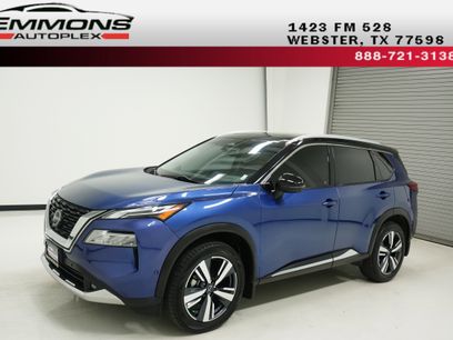 Used 2022 Nissan Rogue Platinum w/ Head-Up Display Package