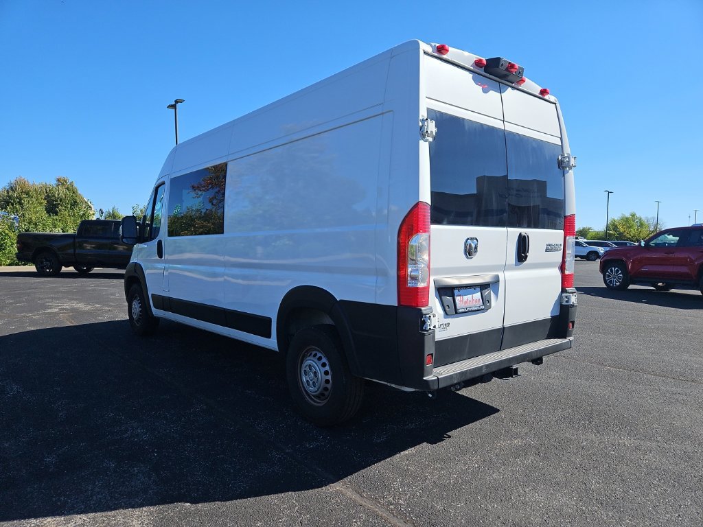 Used 2025 RAM ProMaster 3500 w/ Crew Van Package FWD image 3