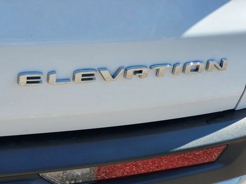 New 2026 GMC Acadia Elevation image 3