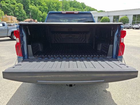 Used 2024 Chevrolet Silverado 1500 LT AWD/4WD image 28