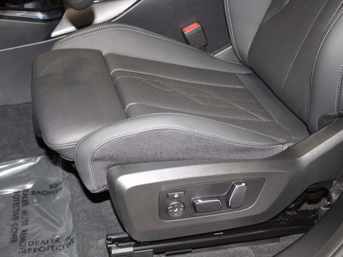 Certified 2025 BMW X3 xDrive30i image 15