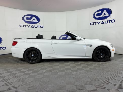 Used 2012 BMW M3 Convertible image 3