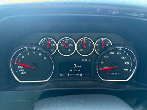 Used 2019 Chevrolet Silverado 1500 RST image 17