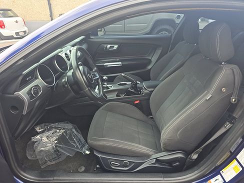 Used 2018 Ford Mustang GT RWD image 10