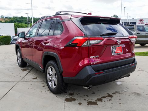 Certified 2023 Toyota RAV4 XLE w/ Convenience Package AWD/4WD image 6
