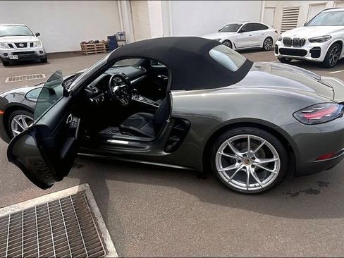 Used 2024 Porsche 718 Boxster image 24