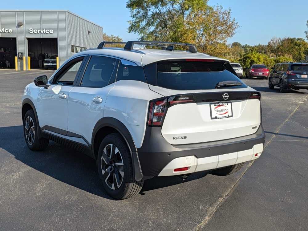 Used 2026 Nissan Kicks SV w/ Cold Weather Package AWD/4WD image 5