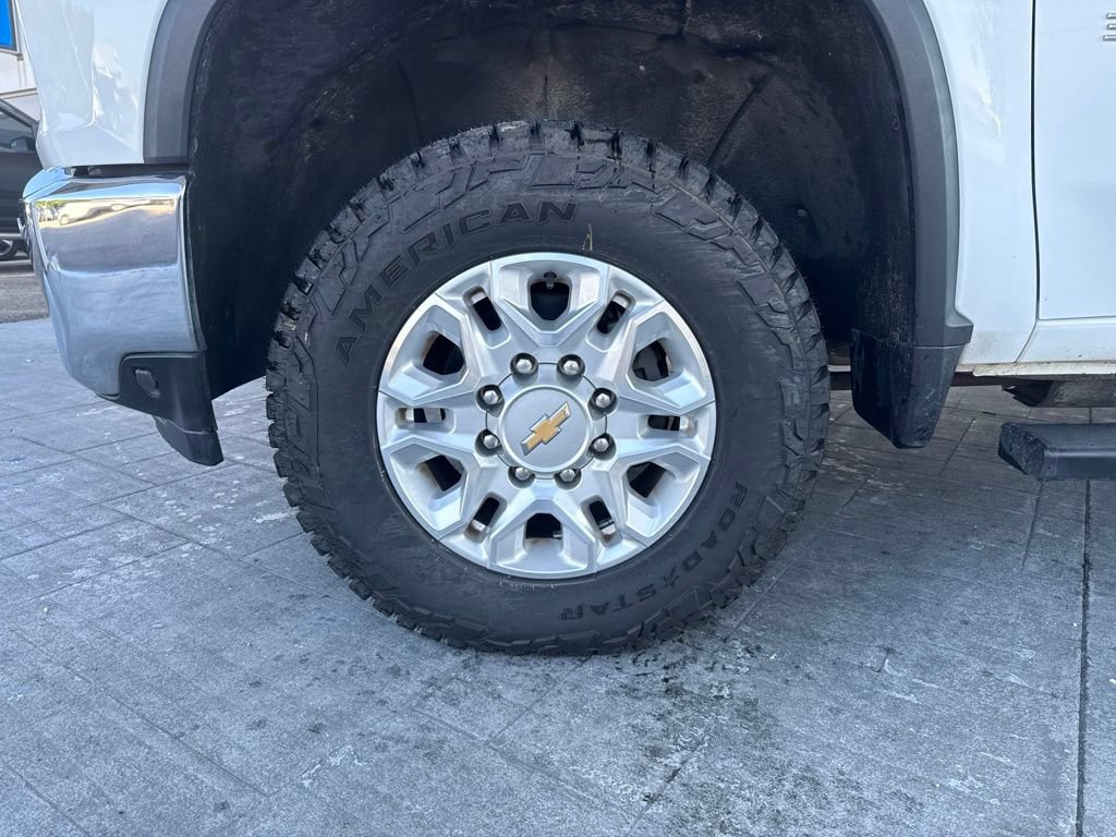 Used 2020 Chevrolet Silverado 3500 LTZ w/ LTZ Plus Package AWD/4WD image 19