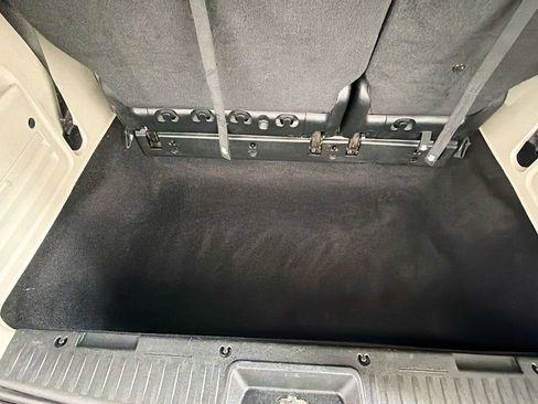 Used 2019 Dodge Grand Caravan SXT FWD image 25