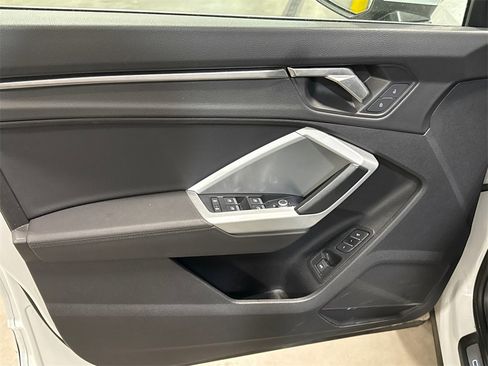 Used 2022 Audi Q3 2.0T Premium image 7