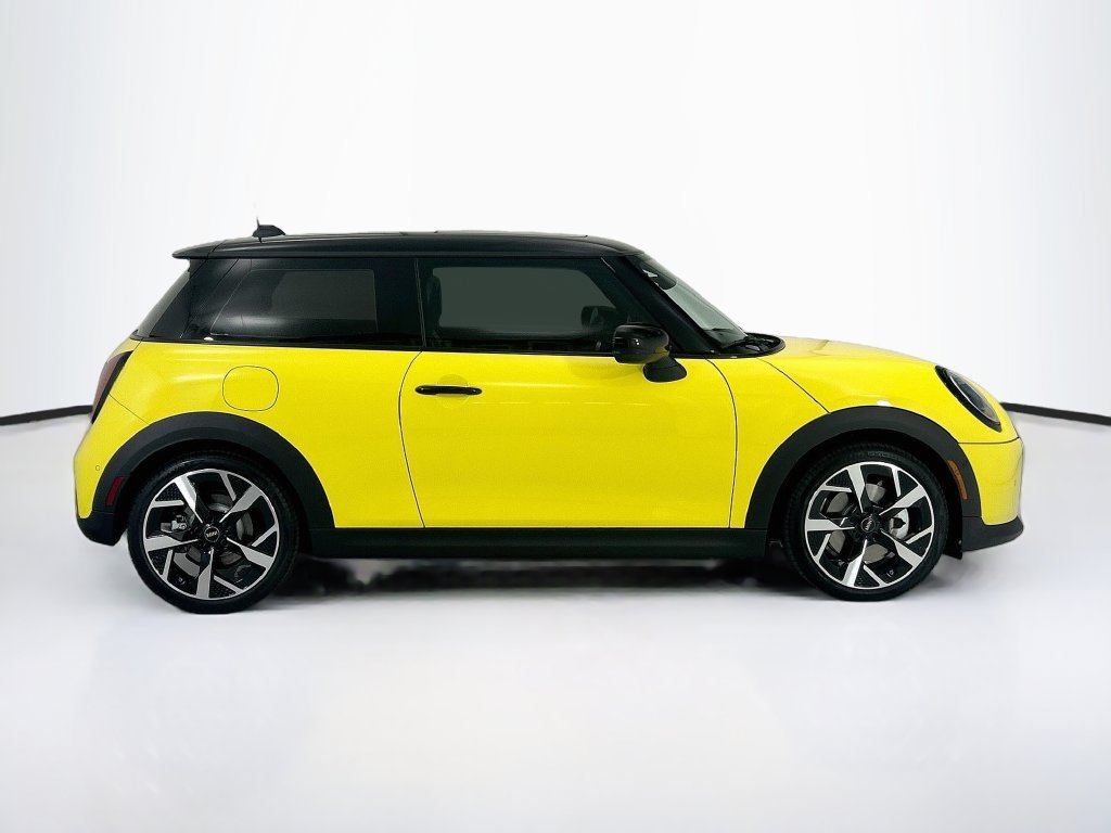 New 2027 MINI Cooper 2-Door Hardtop FWD image 4