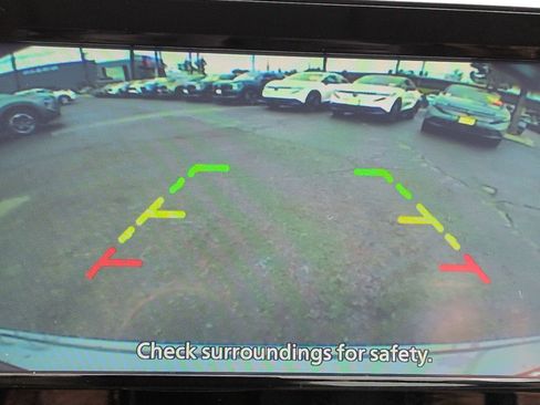 Certified 2025 Nissan Kicks Play S image 18